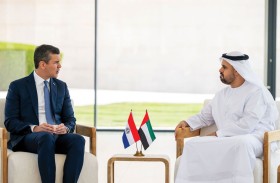 ذياب بن محمد بن زايد يستقبل رئيس الباراغواي في واحة الكرامة