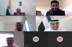 عبيد الطاير يلتقي عن بُعد وزيرة مالية الهند 