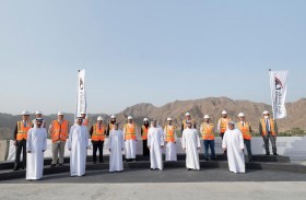 ذياب بن محمد بن زايد يطلع على سير عمل قطار الاتحاد ويشهد توقيع اتفاقية لتوريد وصيانة قطارات الركاب بقيمة 1.2 مليار درهم إماراتي