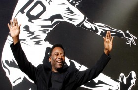 وثائقي بيليه على نتفليكس يغوص في حياة الأسطورة 