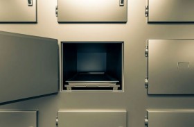 دعوى بحق موظفة بمستشفى نشرت صور جثث على الإنترنت