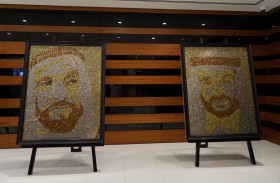 مركز النقل المتكامل يعد لوحات فنية من عملات نقدية معدنية تعكس التطور التقني في وسائل الدفع