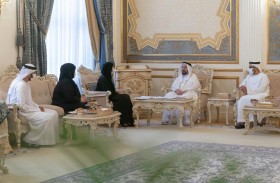 سلطان القاسمي يستقبل وزيرة تنمية المجتمع