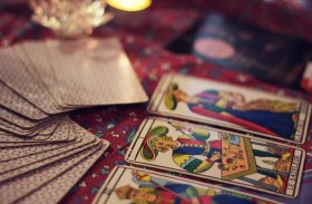 لهذا السبب يتعلق الناس بتنبؤات رأس السنة