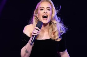 النجمة أديل تستعد للعودة إلى لندن