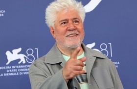 ألمودوفار يقدم أول أفلامه الطويلة بالإنكليزية 