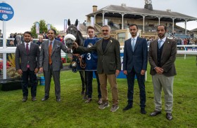 المهر «ليبو دي كارير» يحلق بكأس رئيس الدولة للخيول العربية في دونكاستر