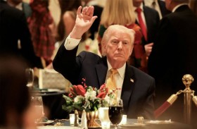 ترامب يهنىء الجميع بعيد الميلاد بمن فيهم «اليسار المتطرف» 