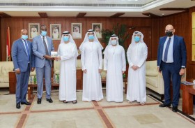 غرفة عجمان وقنصلية جمهورية جنوب افريقيا تبحثان زيادة التعاون الاقتصادي المشترك