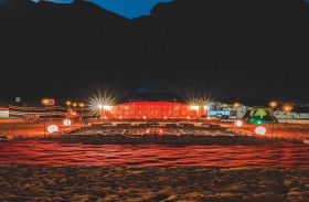  ليلة الكوميديا في مركز مليحة للآثار بالشارقة