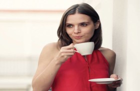 كيف يؤثر تناول الكافيين على أدوية البرد؟