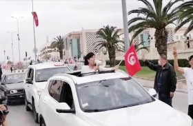  الدستوري الحر ينفذ  مسيرة احتجاجية بالسيارات