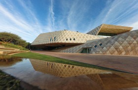 حديقة الحيوان بالعين تعزز مفهوم استدامة البيئة المحلية