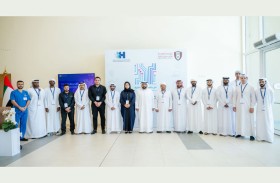 محمد الشرقي يطّلع على سير برنامج (نشء الفجيرة: روّاد التقنية)