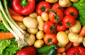 مواد غذائية لها مفعول الواقي الشمسي في حماية البشرة