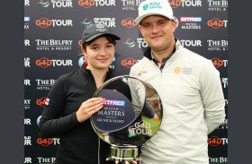 موللر يتفوق في جولف «السباق إلى دبي»