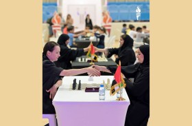 تتويج الفائزين في بطولة أكاديمية فاطمة بنت مبارك الدولية للشطرنج