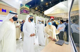 عبد العزيز النعيمي يزور جناح «سياحة عجمان» في سوق السفر العربي