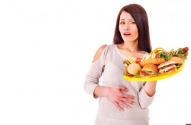 الجوع للبروتين سبب الإفراط في تناول الطعام