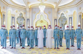 حاكم عجمان يهنئ خريجي حفل تخريج الخمسين من أبناء الإمارة 