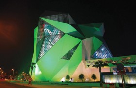 جزيرة ياس تكتسي بالألوان احتفاءً بمهرجان هولي 