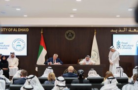 حاكم الشارقة يوقع اتفاقية تعاون مع الجامعة الملكية للزراعة في المملكة المتحدة