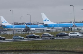 مقتل شخص شفطه محرك الطائرة