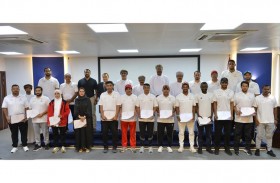 اللجنة الأولمبية العمانية تنظم دورة المسار الرياضي 