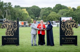 مؤسسة قفز الحواجز البريطانية تمنح فاطمة بنت هزاع جائزة تقديرية