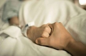 تقتل ابنها المعاق وتنهي حياتها بعد تشخيصها بالسرطان 