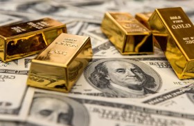 الذهب يتراجع مع ارتفاع الدولار والأسواق تترقب بيانات تضخم أمريكية