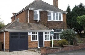 تحول كوخاً عمره 80 عاماً إلى منزل أحلامها