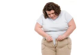 السمنة تهدد أكثر من نصف سكان العالم في 2035