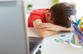 انتبهوا .. أطفالكم قد يتعرضون للتنمر الطلابي عن بُعد