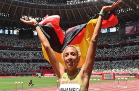 الألمانية ميهامبو تحرز ذهبية الوثب الطويل 