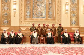 محمد بن راشد وحكام: عجمان و أم القيوين و رأس الخيمة وعدد من الشيوخ يعزون سلطان عمان بوفاة قابوس بن سعيد