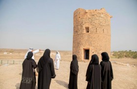 (آثار الشارقة) تنظم جولة تعريفية في مواقع أثرية