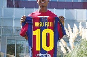 برشلونة يمنح الرقم 10 الذي حمله ميسي للصاعد فاتي 