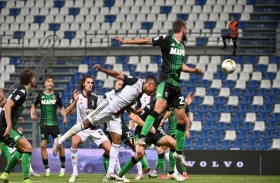 يوفنتوس يهدر تقدمه بهدفين  على ساسوولو 