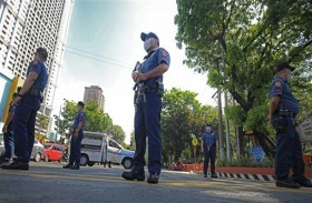 مانيلا تلغي الرحلات وتمنع التجمعات    