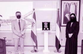 رئيس الدولة يمنح سفير إسبانيا وسام الاستقلال من الطبقة الأولى