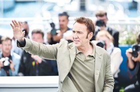 بعد جودي فوستر.. نيكولاس كيج يقترب من 