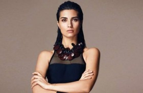 توبا بويوكستون تعيش قصة حب مع نجم شهير