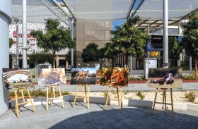 عرض صور للحياة البرية في جناح الكويت في إكسبو 2020 دبي