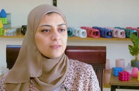 بصناعة الشموع.. مصرية تكافح اضطراب فرط الحركة