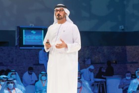 وزير التربية و التعليم الإماراتي: لدينا خطة لدمج التعليم العالي و الثانوية العامة في منظومة تعليمية تختصر مدة التعلم