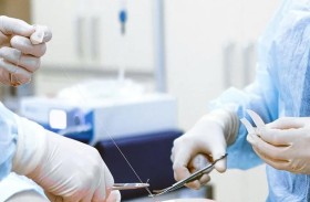 خيوط جراحية ذكية تشعر بالالتهاب وتعالجه