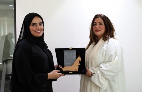 «الشارقة للوثائق» و الأرشيف الوطني البحريني يبحثان التعاون المشترك