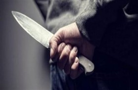 يقتل والدته ويوثق الجريمة بالصوت والصورة