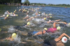 الإسهال والقيء يصيب سباحي بطولة العالم للترياتلون 